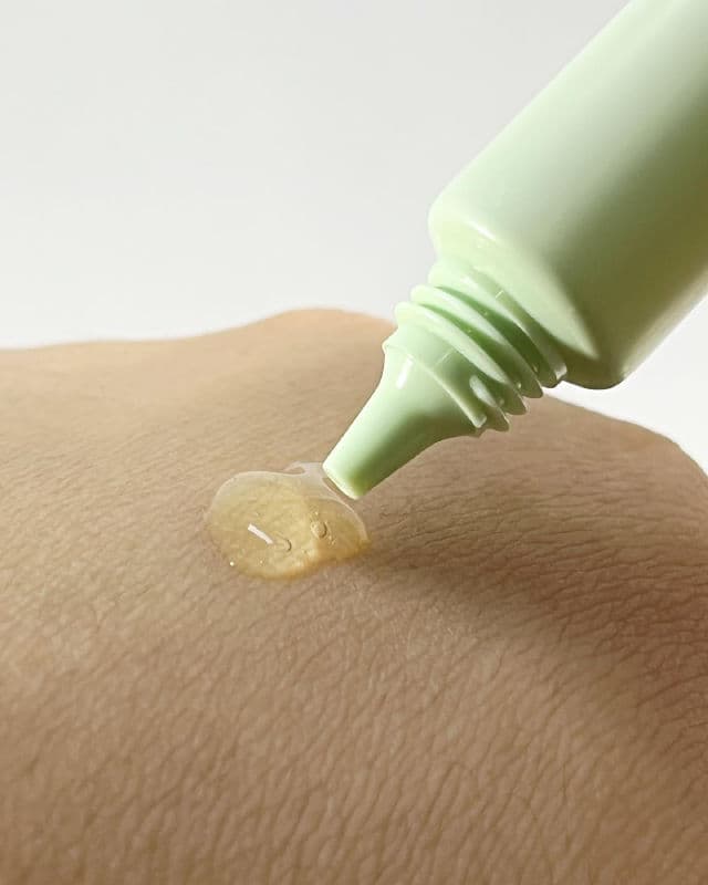 Skintific 2% Salicylic Acid Acne Spot Treatment Gel review photo by Doncaster