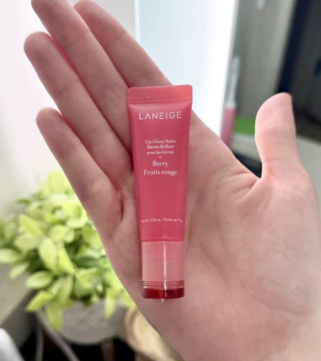 Peppermint Lip Glowy Balm product review