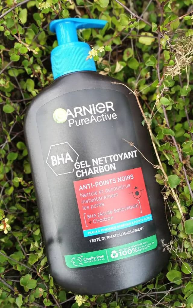 Garnier PureActive Charcoal Anti-Blackhead Cleansing Gel review photo by dailywithpatricia