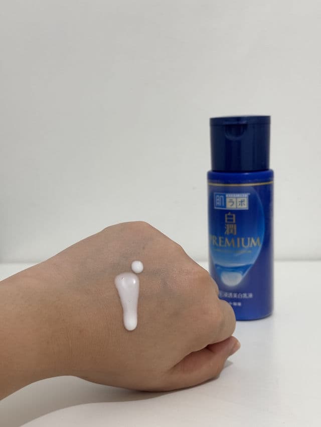Hada Labo Shirojyun Premium Whitening Milk review photo by Majicc