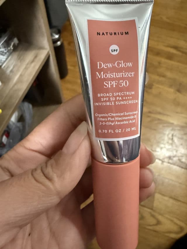 Naturium Dew-Glow Moisturizer SPF 50 review photo by Hetal