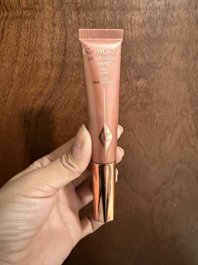 Charlotte Tilbury Matte Beauty Blush Wand review photo by Hetal