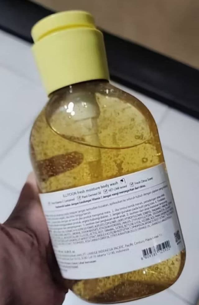 ILLIYOON Fresh Moisture Body Wash review photo by Maminaegan