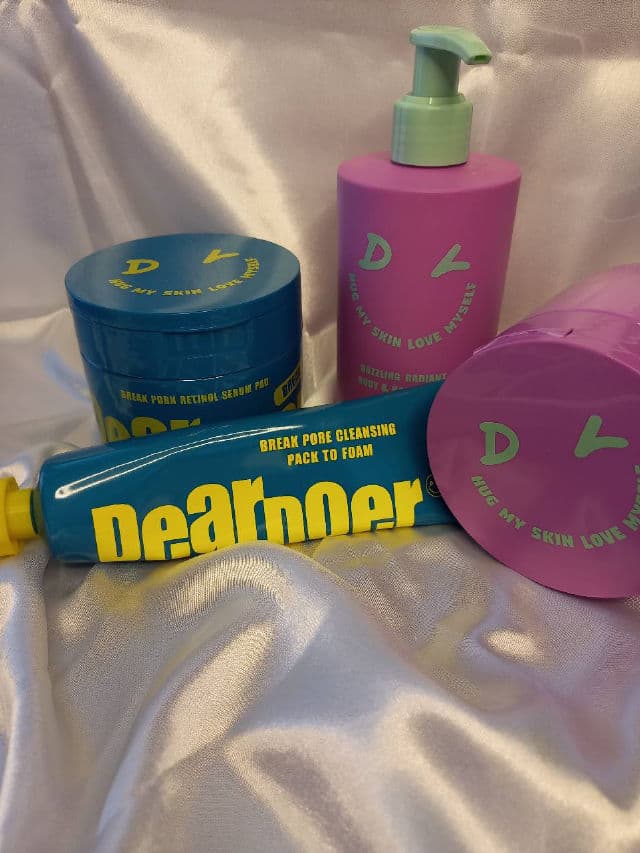 Dear Doer Dazzling Radiant Body & Hand Wash review photo by madina702ugc