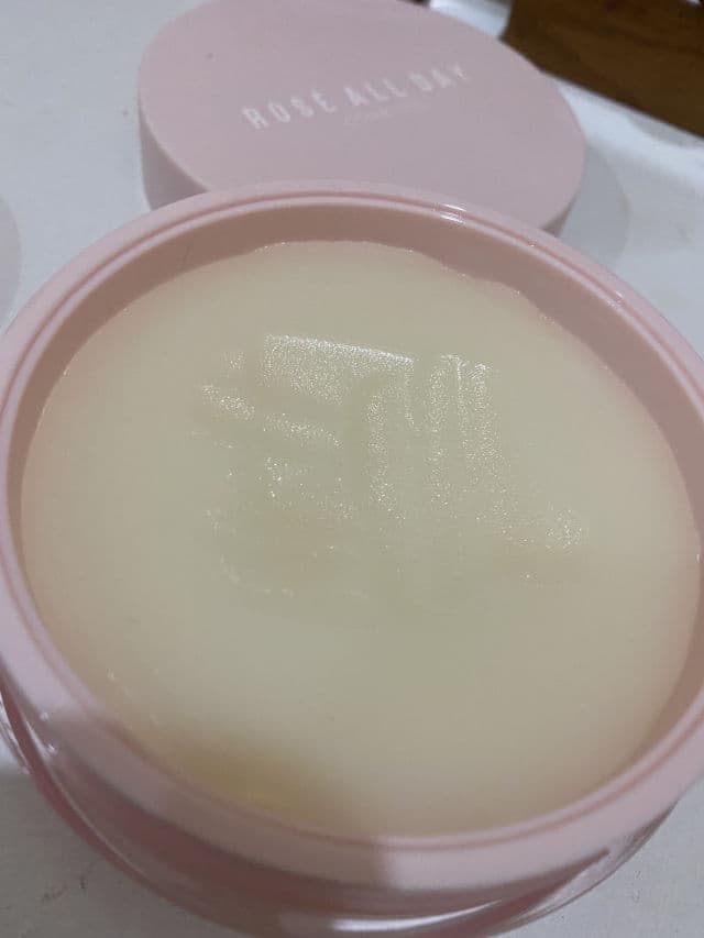 Rose All Day Butter Be Gone Cleansing Balm review photo by lismagiovani