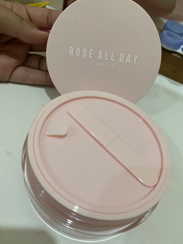 Rose All Day Butter Be Gone Cleansing Balm review photo by lismagiovani