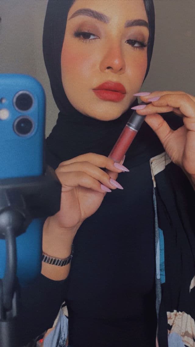 MAC Powder Kiss Lipstick - Devoted to Chili review photo by Tuqaeid