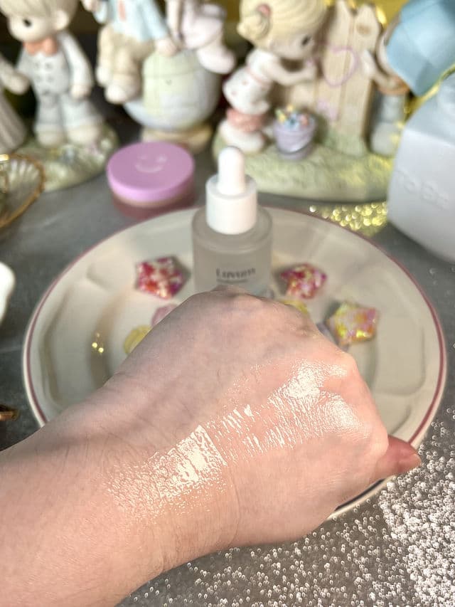 Luvum Natural Blanc Hyaluronic Serum review photo by freshmochiskin