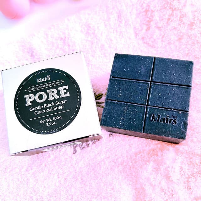 Dear, Klairs Gentle Black Sugar Charcoal Soap review photo by freshmochiskin