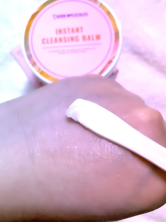 Good Molecules Instant Cleansing Balm review photo by freshmochiskin