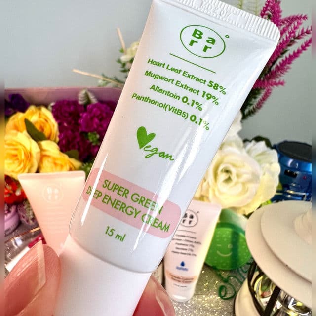 Barr Cosmetics Super Green Deep Energy Cream review photo by freshmochiskin