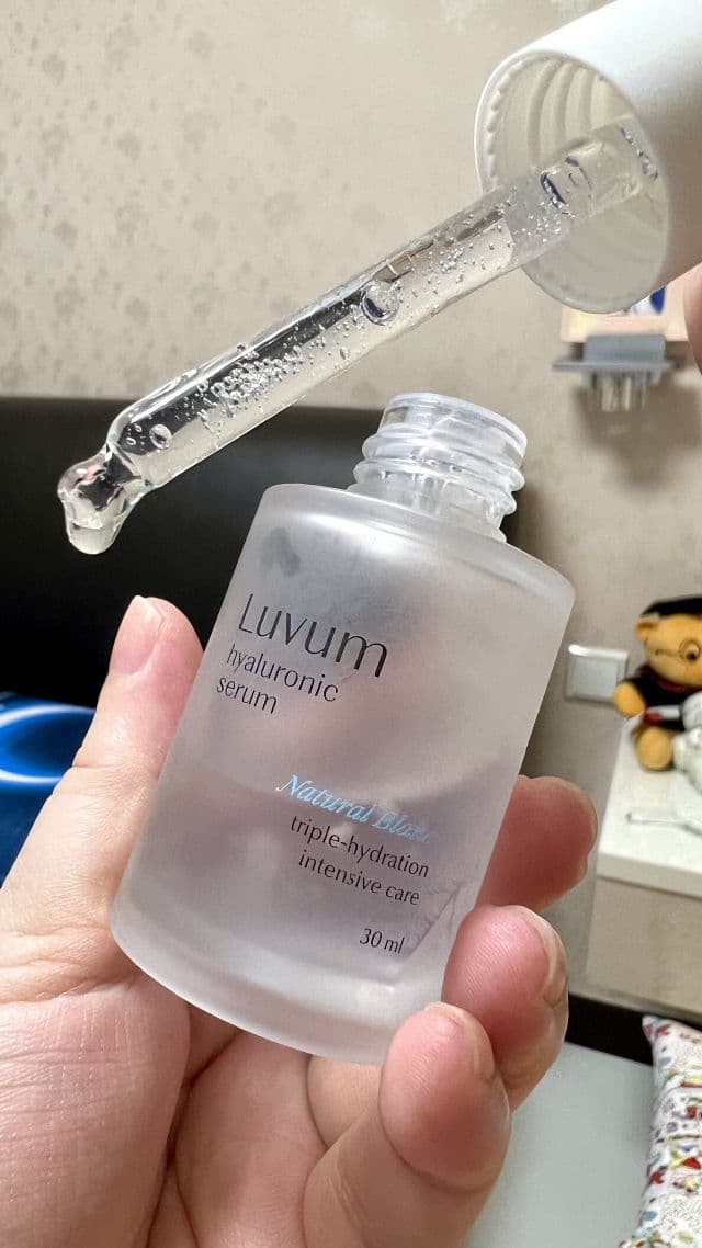 Luvum Natural Blanc Hyaluronic Serum review photo by freshmochiskin