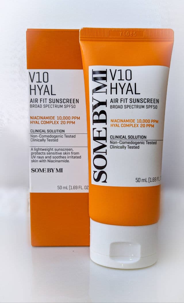 V10 Hyal Air Fit Sunscreen SPF50 product review