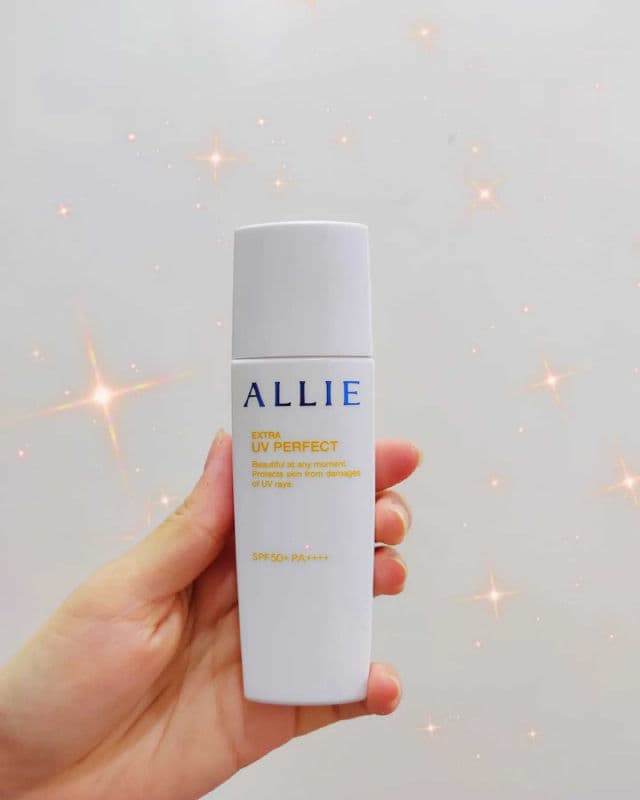 Allie Extra UV Perfect SPF50 + PA ++++ review photo by Muziz
