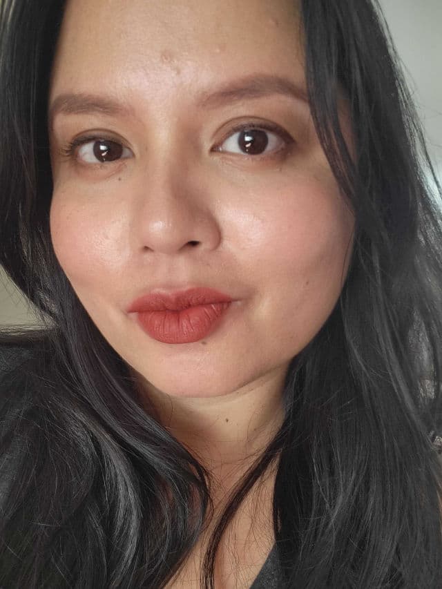 Lisa Eldridge Velvet Ribbon - True Velvet Lipstick review photo by Chrisfabulosity