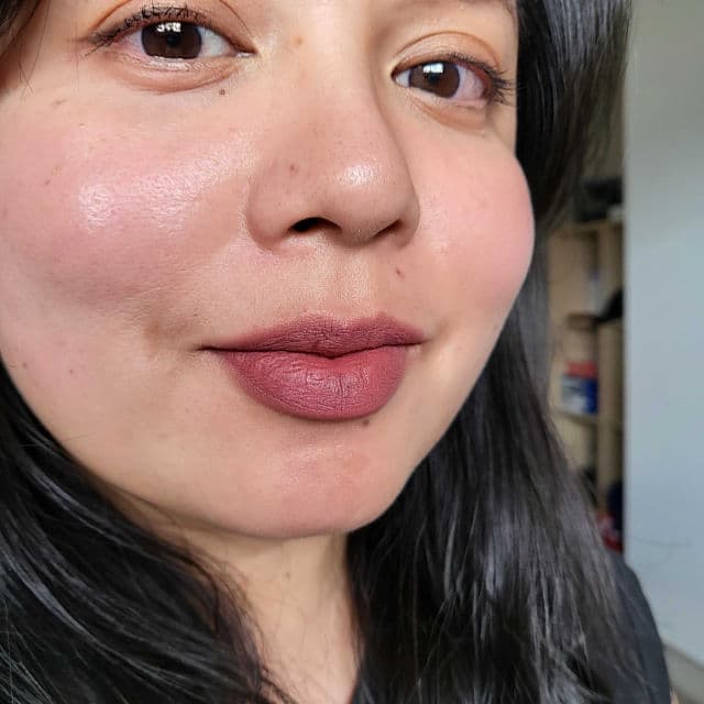 Lisa Eldridge Velvet Ribbon - True Velvet Lipstick review photo by Chrisfabulosity
