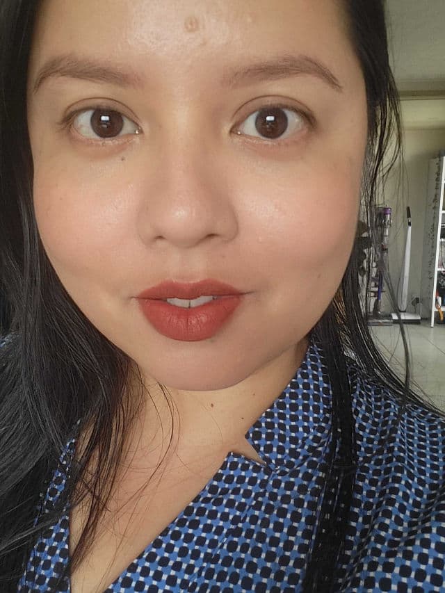 Lisa Eldridge Velvet Ribbon - True Velvet Lipstick review photo by Chrisfabulosity