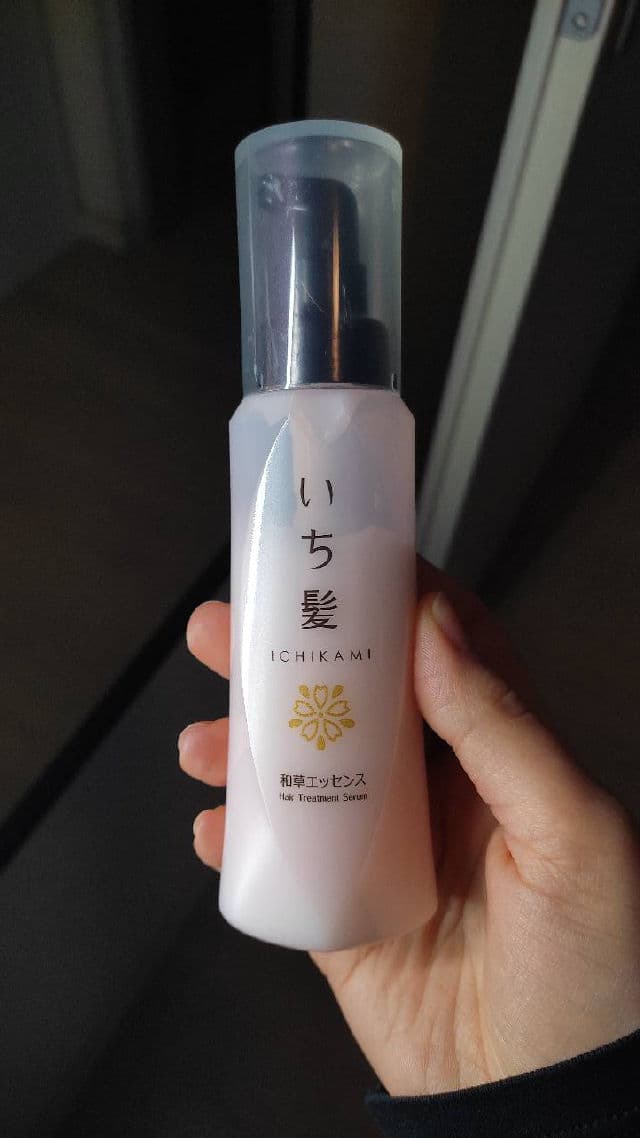 Kracie Ichikami Hair Treatment Serum review photo by skincareandcaro
