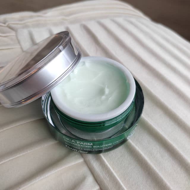 Farmstay Cica Farm Regenerating Solution Cream review photo by skincareandcaro