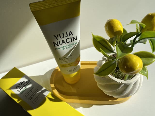 Some By Mi Yuja Niacin Brightening Peeling Gel review photo by smoxeyvision