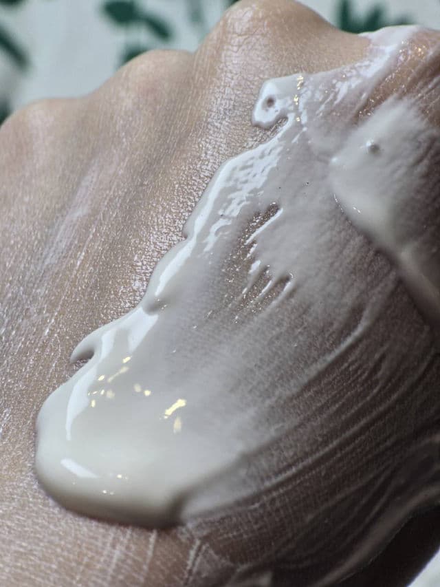 AMATERASUN UV Body Sunscreen SPF 40 PA++ review photo by Ceciqueen