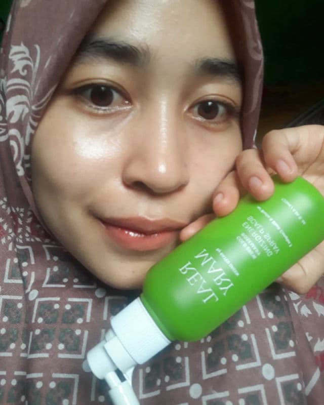 Rated Green Real Mary Energizing Scalp Spray review photo by Lovable29