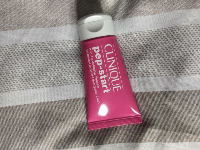 Clinique Pep-Start 2-in-1 Exfoliating Cleanser review photo by TheLittleChikk