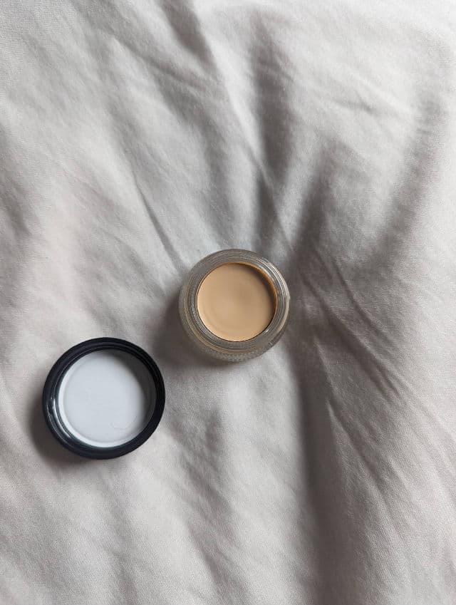 MAC Pro Longwear Paint Pot review photo by MonasMusings