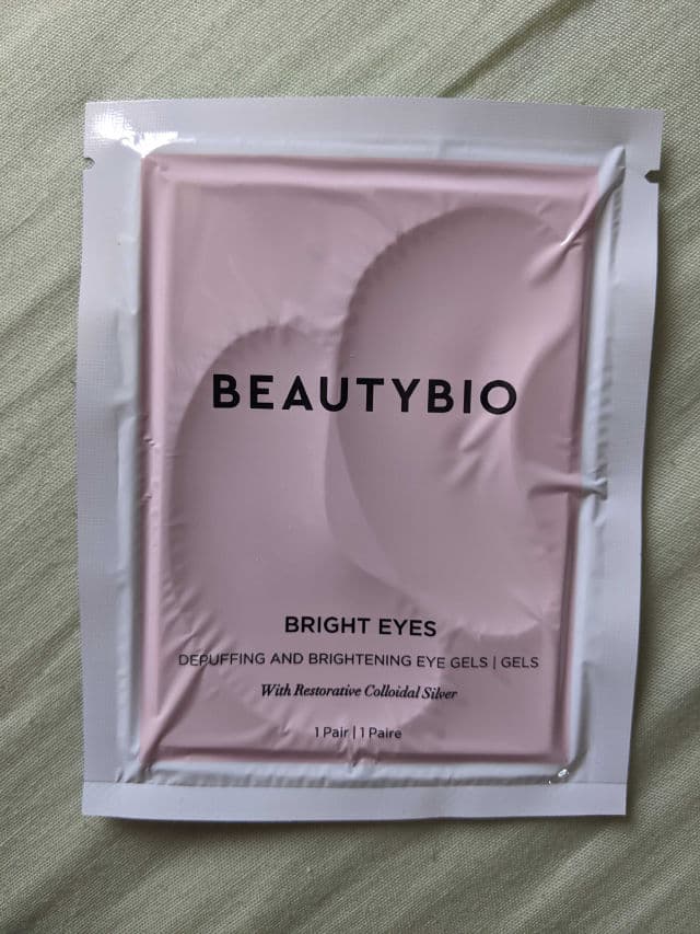BeautyBio Bright Eyes Collagen-Infused Brightening Colloidal Silver Eye Masks review photo by TheLittleChikk