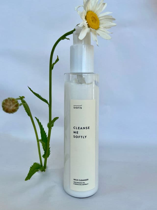 Sioris Cleanse Me Softly Milk Cleanser review photo by Grethi