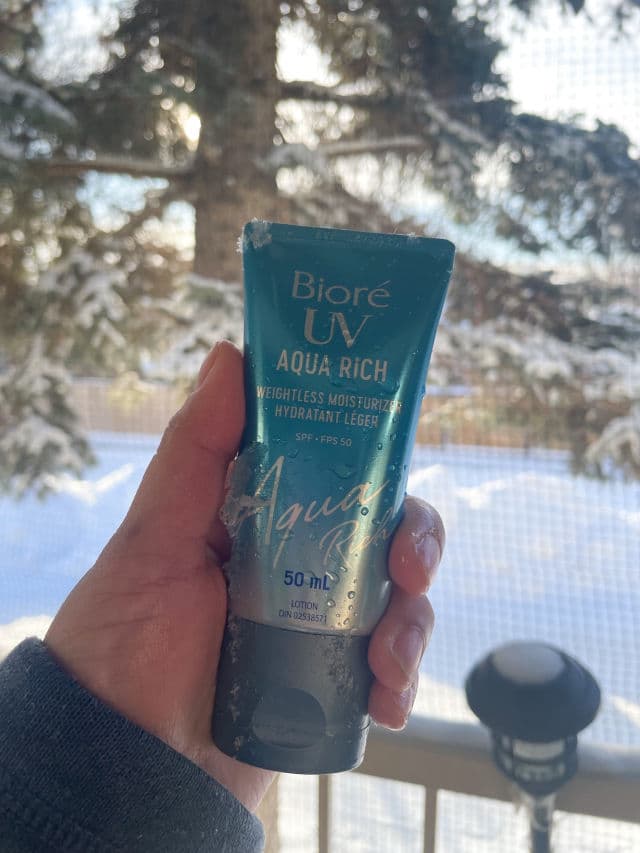 Biore UV Aqua Rich Weightless Moisturizer Broad Spectrum SPF50 Sunscreen review photo by Pearly08