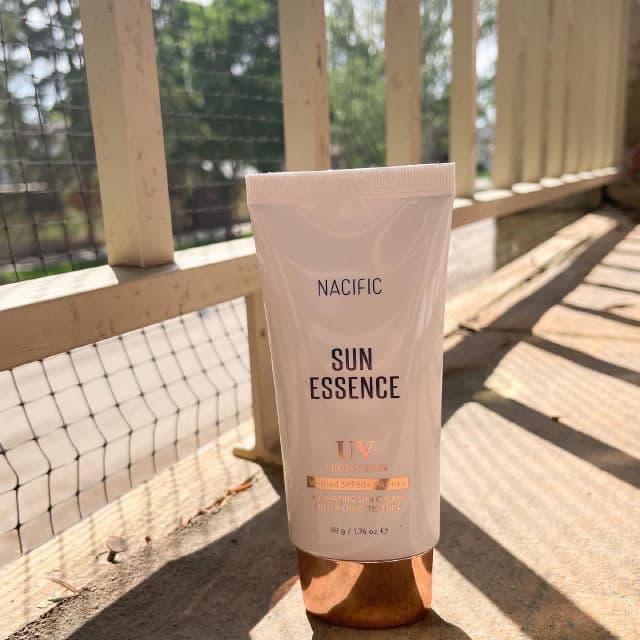 Nacific Vegan Sun Essence SPF50+ PA++++ review photo by Pearly08