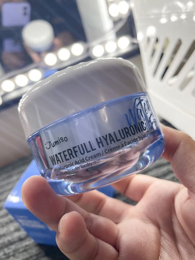 Jumiso Waterfull Hyaluronic Acid Cream review photo by Pearly08