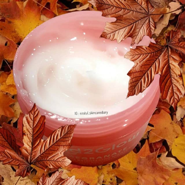 Glad2Glow Pomegranate 5% Niacinamide Brightening Moisturizer review photo by ezatulSkincareDiary