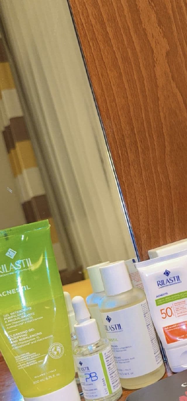 Rilastil Acnestil PB Soothing Sebum-Normalising Gel review photo by DIPASHMA