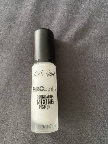 L.A. Girl Cosmetics Pro Color Foundation Mixing Pigment - White review photo by crissbeauty