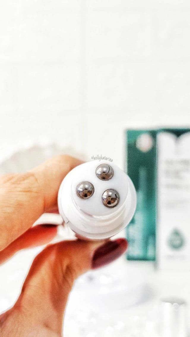 Farmstay Cica Farm Revitalizing Rolling Eye Serum review photo by Hollykatarina