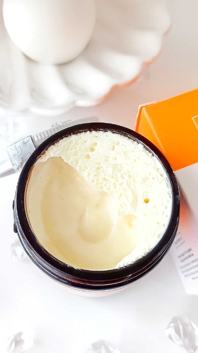 facetheory Vitamin C Cream Cleanser C1 review photo by Hollykatarina