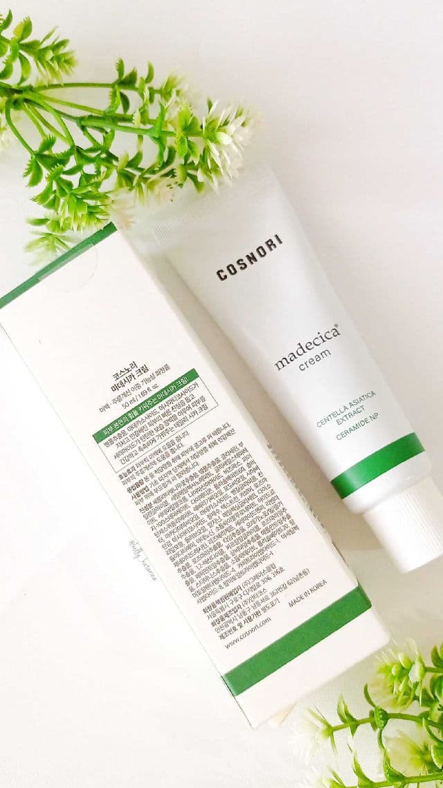 COSNORI Madecica Cream review photo by Hollykatarina