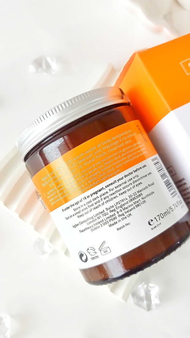 facetheory Vitamin C Cream Cleanser C1 review photo by Hollykatarina