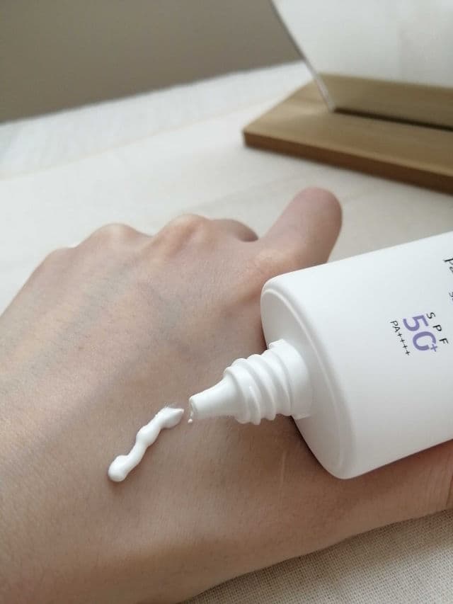 COSNORI Panthenol Barrier Sun Cream SPF50+ PA++++ review photo by Masktery