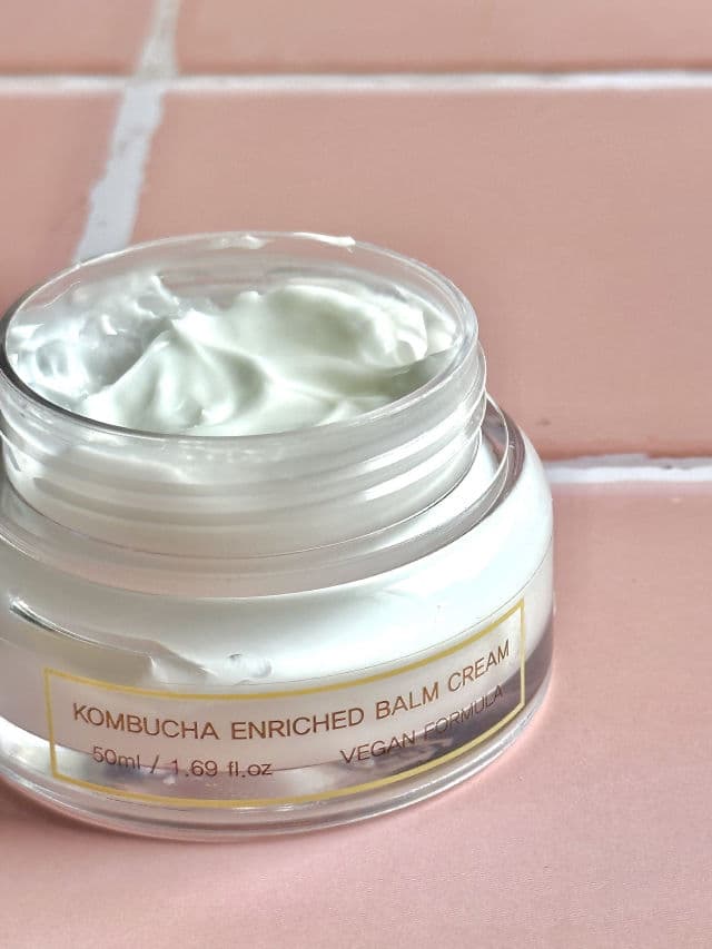 EYENLIP Kombucha Enriched Balm Cream review photo by glowsaurus