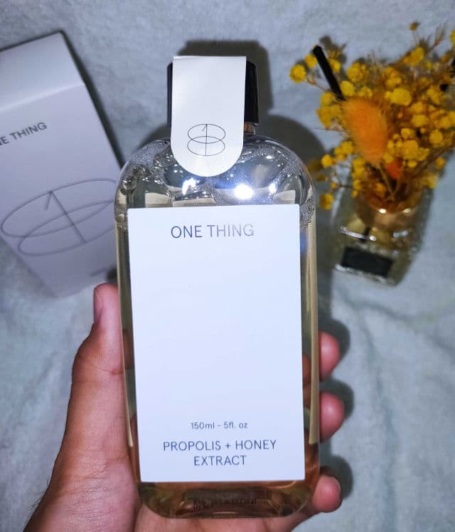 One Thing Propolis + Honey Extract Toner review photo by czhyreigne