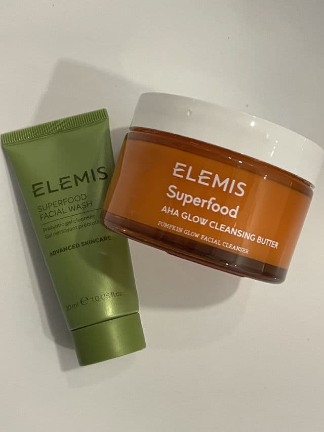 Elemis Superfood AHA Glow Cleansing Butter review photo by jazzgirlsaround