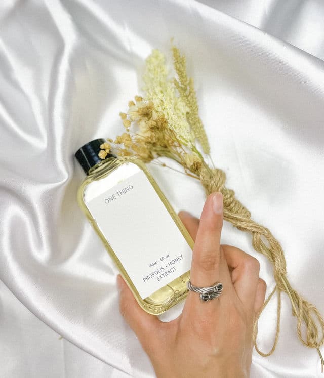 One Thing Propolis + Honey Extract Toner review photo by Apples