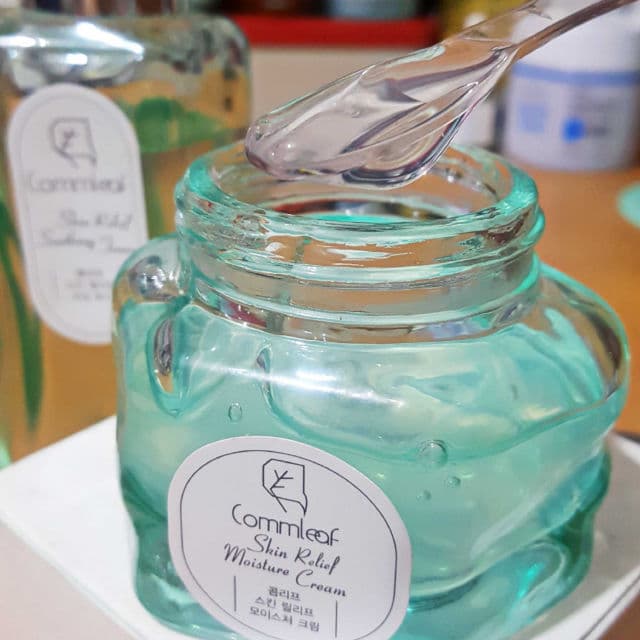 Commleaf Skin Relief Moisture Cream review photo by MisskintrovertedAnn