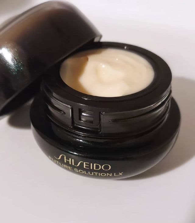 Shiseido Future Solution LX Eye and Lip Contour Regenerating Cream review photo by Deedee1