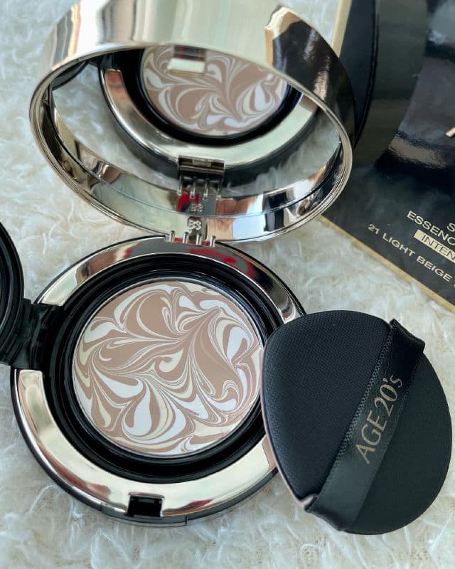 AGE 20’s Signature Essence Cover Pact SPF50+ PA++++ review photo by MaggieMG