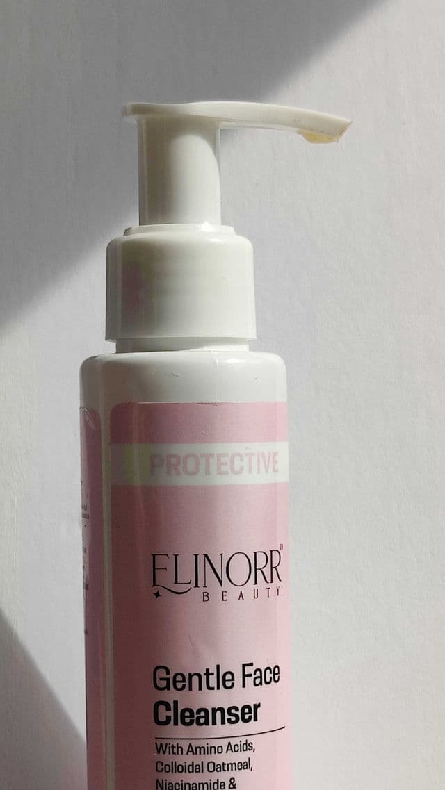 Elinorr Beauty Gentle Face Cleanser review photo by skincadenza
