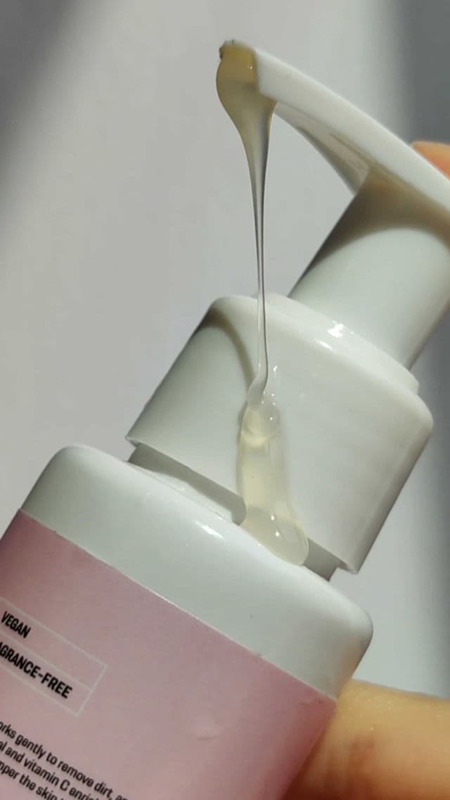 Elinorr Beauty Gentle Face Cleanser review photo by skincadenza